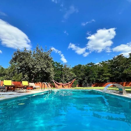 Horace Guesthouse Pool & Hot Tub & Bikes & River Dejani Экстерьер фото